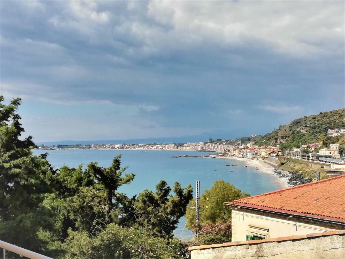 Baia Dei Delfini *