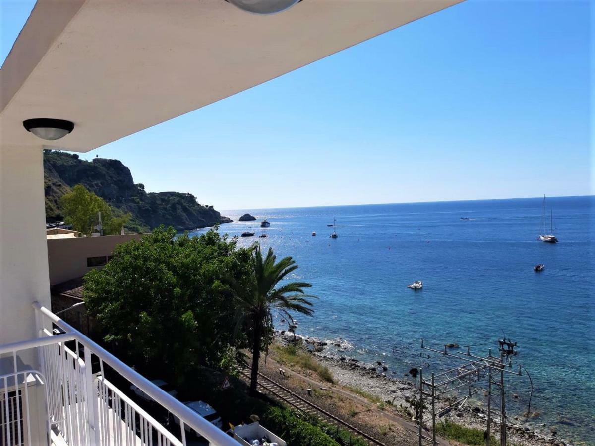 La Baia Dei Delfini *